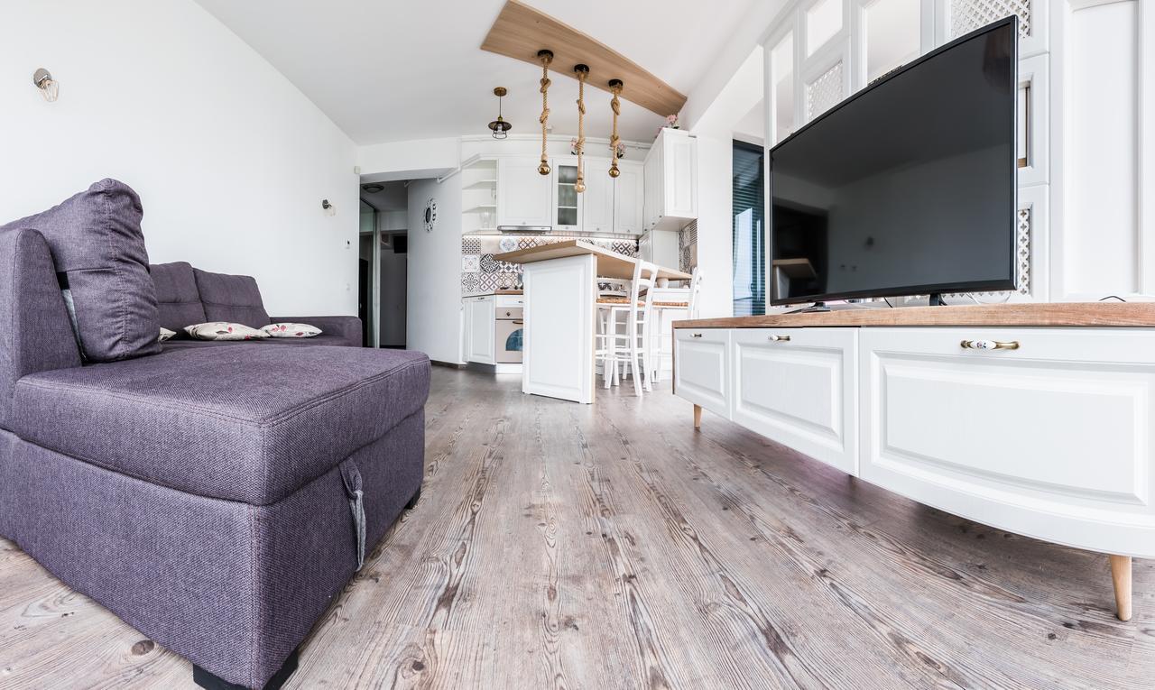 Sns Apartament In Vila Sophia Мамая Экстерьер фото
