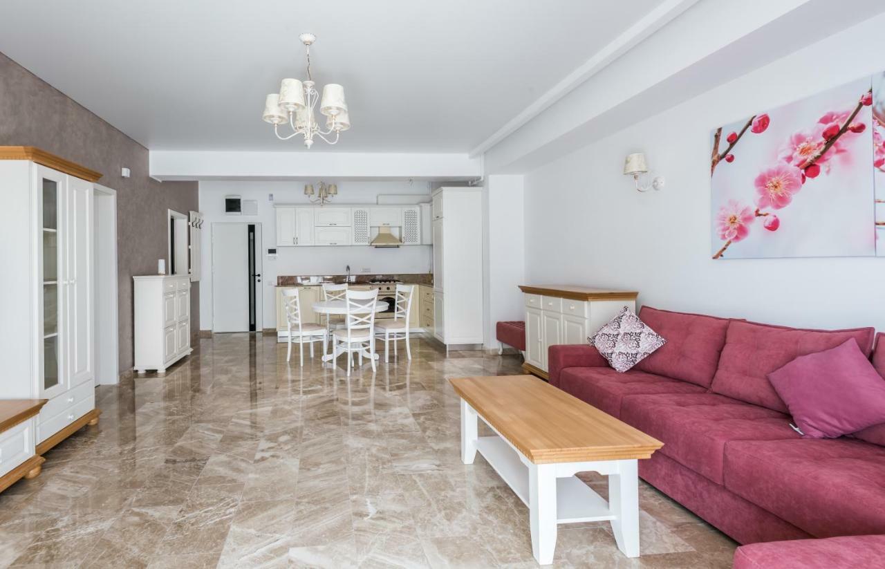 Sns Apartament In Vila Sophia Мамая Экстерьер фото